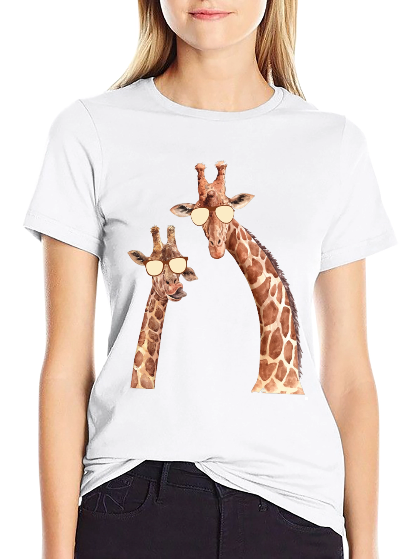 Giraffe Sunglasses T-Shirt - Funny Animal Tee