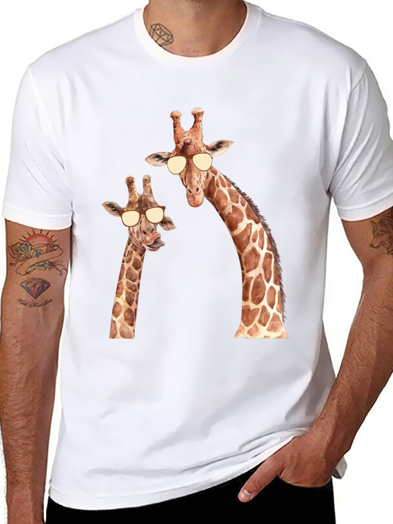 Giraffe Sunglasses T-Shirt - Funny Animal Tee