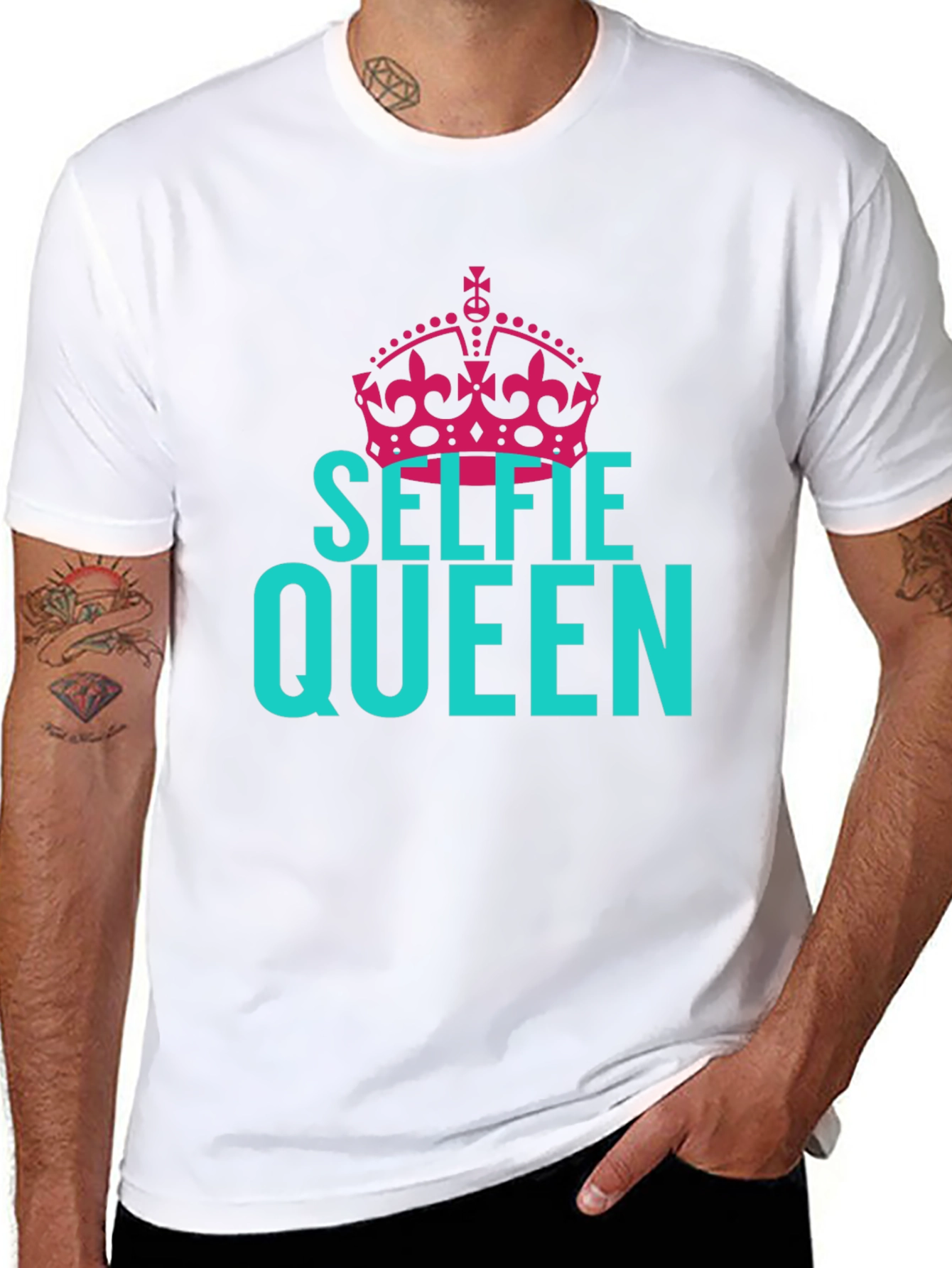 Selfie Queen Graphic Tee - Black Cotton T-Shirt
