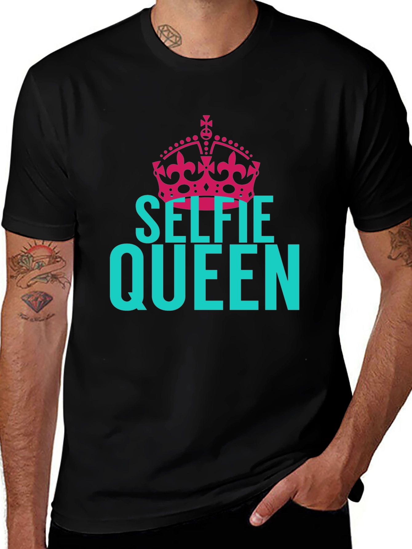 Selfie Queen Graphic Tee - Black Cotton T-Shirt