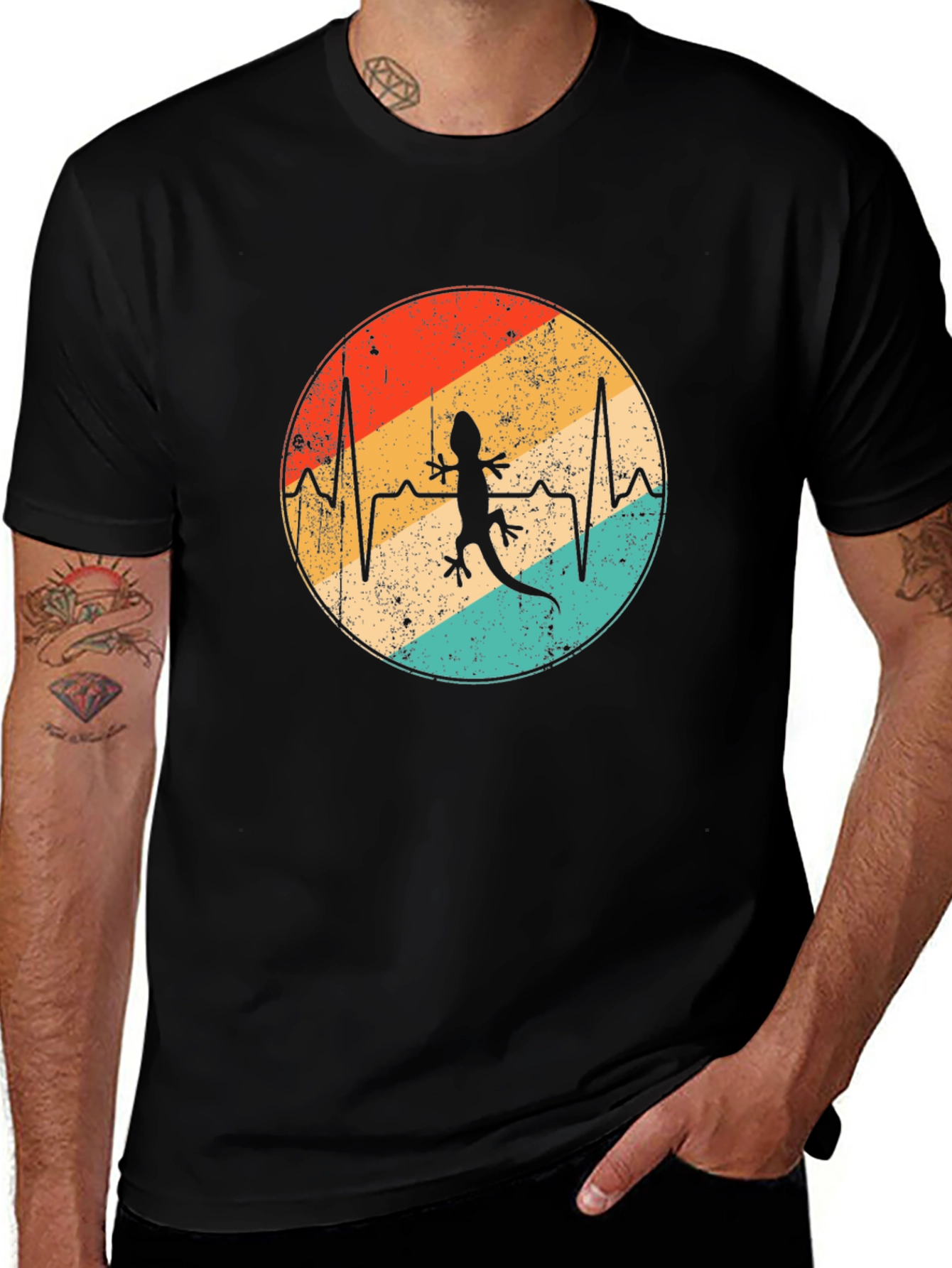 Lizard Heartbeat Graphic Tee - Retro Style